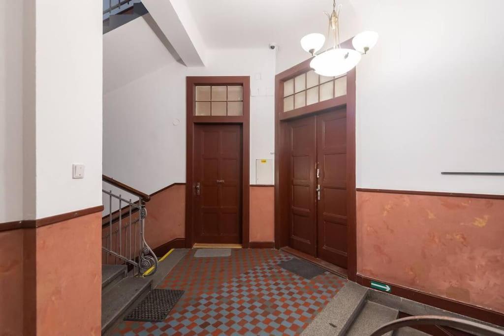 Luxury Apartment On Old Town Square Прага Екстериор снимка